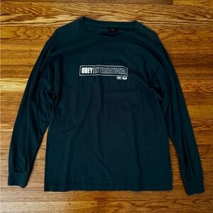 Obey International Long Sleeve Green - size Medium